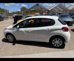 Peugeot 208 BlueHDi 100 S&S 5 porte Active navigaz - 8