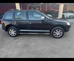 Volkswagen Touareg 2.5 R5 TDI automatico