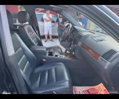 Volkswagen Touareg 2.5 R5 TDI automatico - 13
