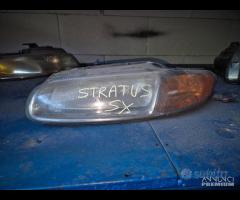 Fanale Anteriore Sinistro Per Chrysler Stratus