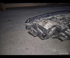Fanale Anteriore Destro Per Volkswagen Golf 6