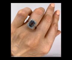 ANELLO ORO 18kt. DIAMANTI ED ACQUAMARINA SMERALDO