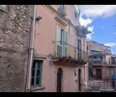 Appartamento con terreno