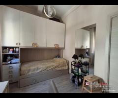 Camera luminosa e arredata tutto incluso zona - 12