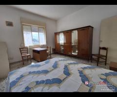 Camere in appartamento zona centro - 10