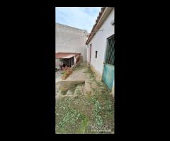 Piano Torre, pressi ss113,semi indipendente con - 24