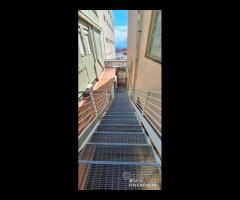 Zona Via la Farina,funzionale edificio,650mq più - 8