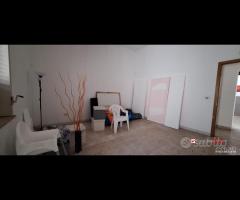 Zona Via la Farina,funzionale edificio,650mq più - 13