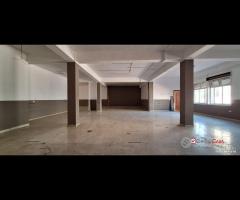 Zona Via la Farina,funzionale edificio,650mq più - 17