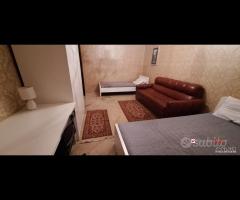 Pressi Policlinico,tre vani e servizi per studenti - 19