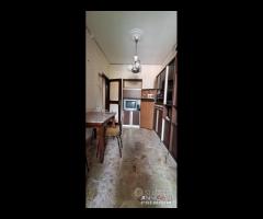 Pressi Policlinico,tre vani e servizi per studenti - 24