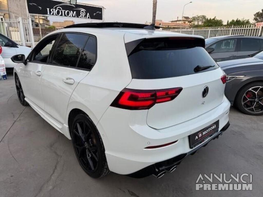 Volkswagen Golf 2.0 TSI R 4Motion - 8/27