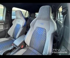 Volkswagen Golf 2.0 TSI R 4Motion - 25