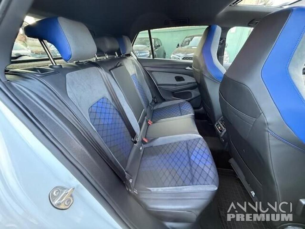 Volkswagen Golf 2.0 TSI R 4Motion - 27/27