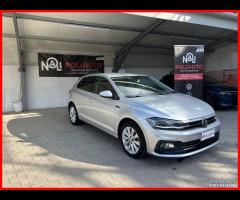 VOLKSWAGEN Polo 1.0 TSI 5P Rline