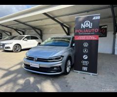 VOLKSWAGEN Polo 1.0 TSI 5P Rline