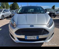 Ford Fiesta 1..2 5 porte Titanium