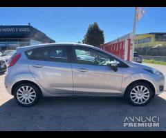 Ford Fiesta 1..2 5 porte Titanium