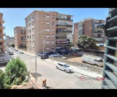 Via La farina,due camere doppie per studenti/esse - 14