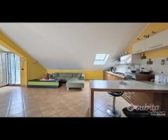 Via Palermo, trivani oltre mansarda - 18