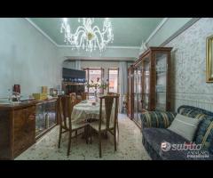 Via Principessa Mafalda, luminoso trivani - 9