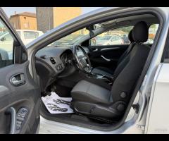 Ford Mondeo 1.8 TDCI UNICO PROP - 10