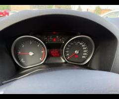 Ford Mondeo 1.8 TDCI UNICO PROP - 16