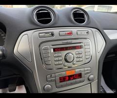 Ford Mondeo 1.8 TDCI UNICO PROP - 19