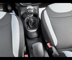 FIAT 500 L 1.4 BENZINA LOUNGE - 19