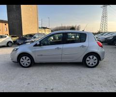 RENAULT CLIO 1.2 75CV GPL UNICO PROP. NEOPATENTATI