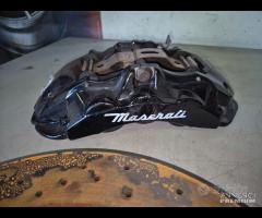 Pinze + Dischi Anteriori Per Maserati Ghibli 2022