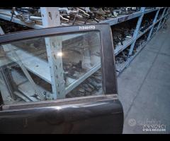 Porta Posteriore Destra Per Mahinda KUV 100 2020
