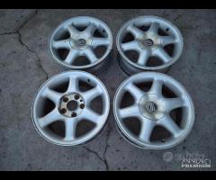 Cerchi In Lega Da 15" Per Volvo 850 - Polar - 740