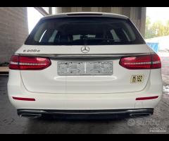 Posteriore completo Mercedes E W213 2016