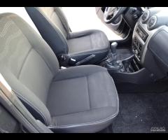 Dacia Sandero Stepway 1.5 dCi 70CV - 9