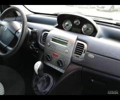 Lancia Ypsilon 1.3 MJT 75 CV Oro