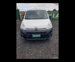 Citroen Berlingo 1.6 HDI 100 CV 3 posti - 9