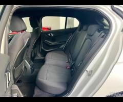 BMW 116d SPORT LINE - 13