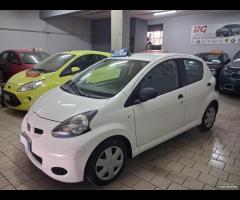 Toyota Aygo 1.0 12V VVT-i 5 porte unico prop 2012