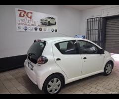 Toyota Aygo 1.0 12V VVT-i 5 porte unico prop 2012