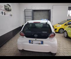 Toyota Aygo 1.0 12V VVT-i 5 porte unico prop 2012
