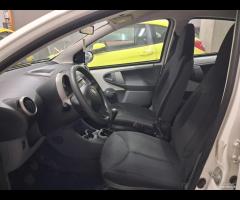 Toyota Aygo 1.0 12V VVT-i 5 porte unico prop 2012 - 14