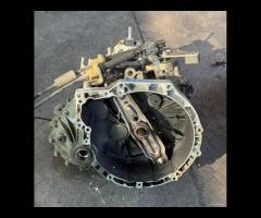 CAMBIO MINI COOPER ONE R56 1.4 BENZ N12B14A ANNO 2