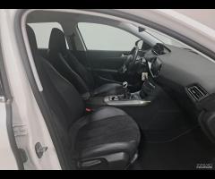 Peugeot 308 BlueHDi 120 S&S 1.6 hdi SW Allure 2016 - 15