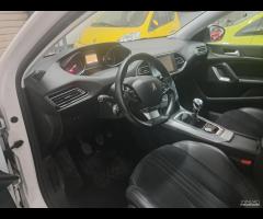 Peugeot 308 BlueHDi 120 S&S 1.6 hdi SW Allure 2016 - 17