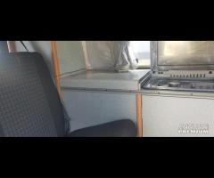 Ricambi VW Trasporter Camper 2.5 D del 1997 - 6