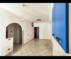 3 vani con terrazzo zona Arenella rif. 112/25 - 9