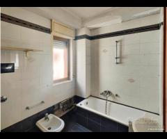 3 vani con terrazzo zona Arenella rif. 112/25 - 10