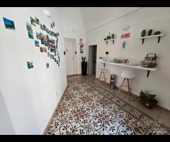 Terrasini Casa indipendente + 2 terrazzi rif115/25
