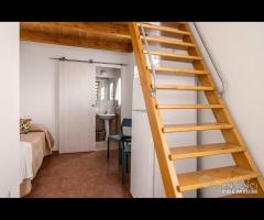 Terrasini Casa indipendente + 2 terrazzi rif115/25 - 24